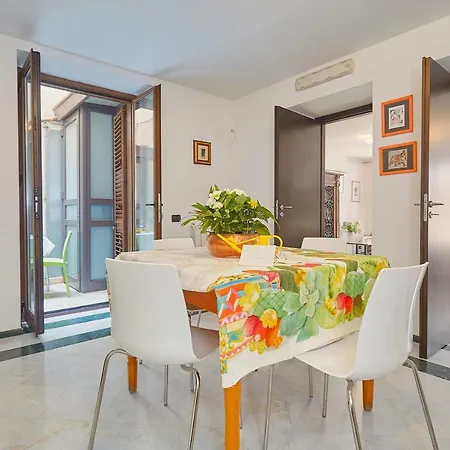 Palazzo Volta Apartment
